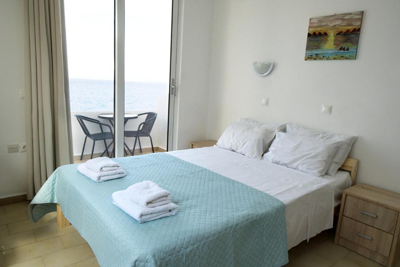 Lilian'S Seaview-Party Street-Youth Studios Rhodes City 외부 사진