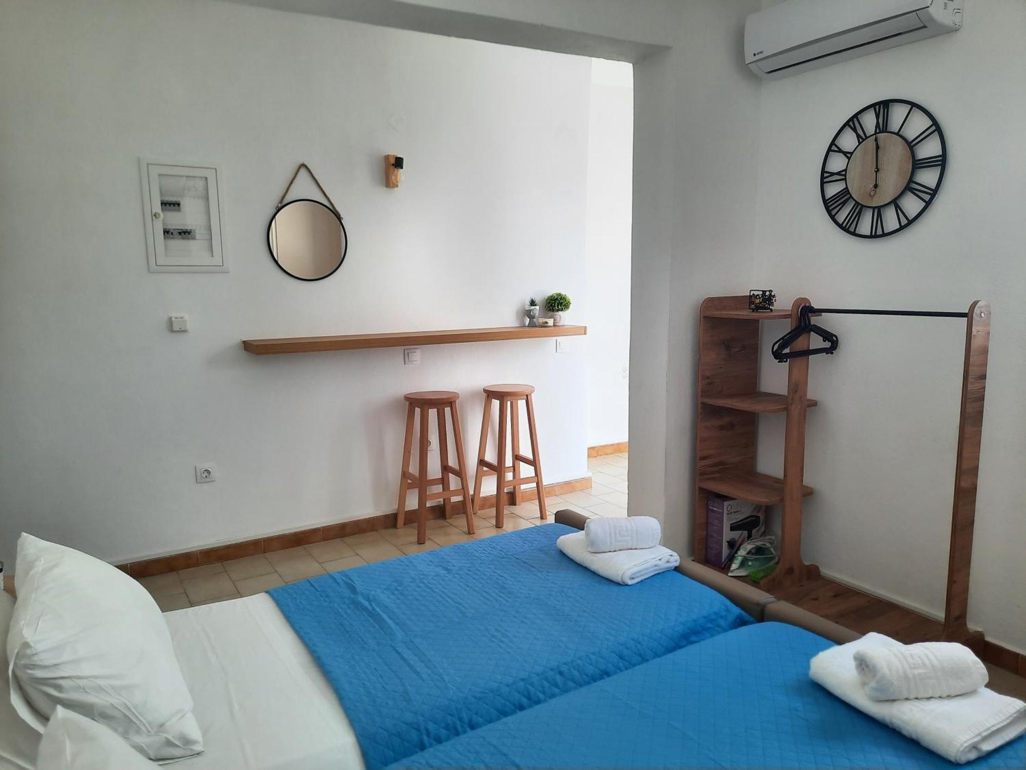 Lilian'S Seaview-Party Street-Youth Studios Rhodes City 외부 사진