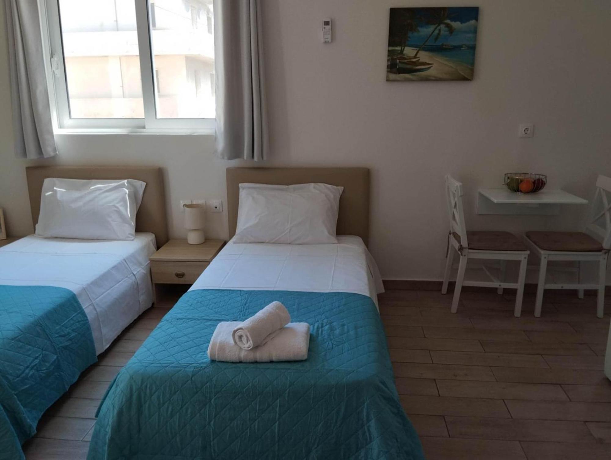Lilian'S Seaview-Party Street-Youth Studios Rhodes City 외부 사진