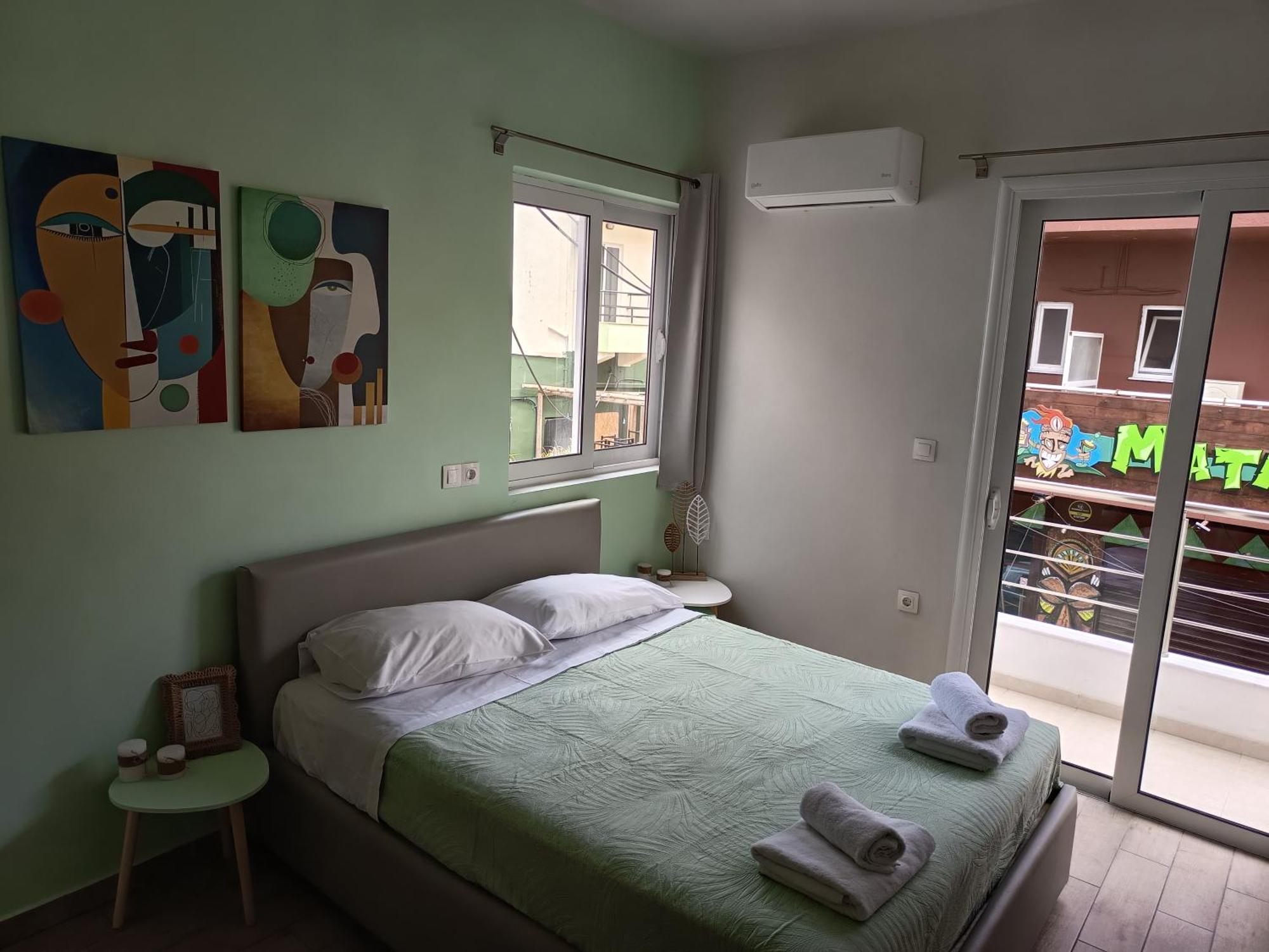 Lilian'S Seaview-Party Street-Youth Studios Rhodes City 객실 사진